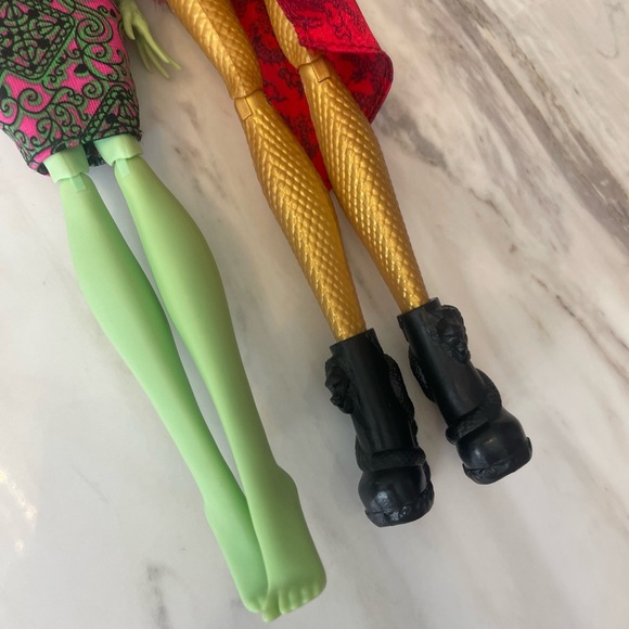 [SOLD] Jinafire Long Venus McFlytrap Fierce Rockers 2 Dolls - Picture 14 of 15